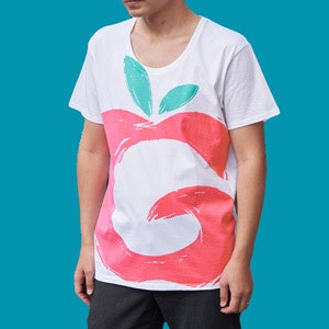 TAKUROプロデュース “APPLE” BIG Tシャツ