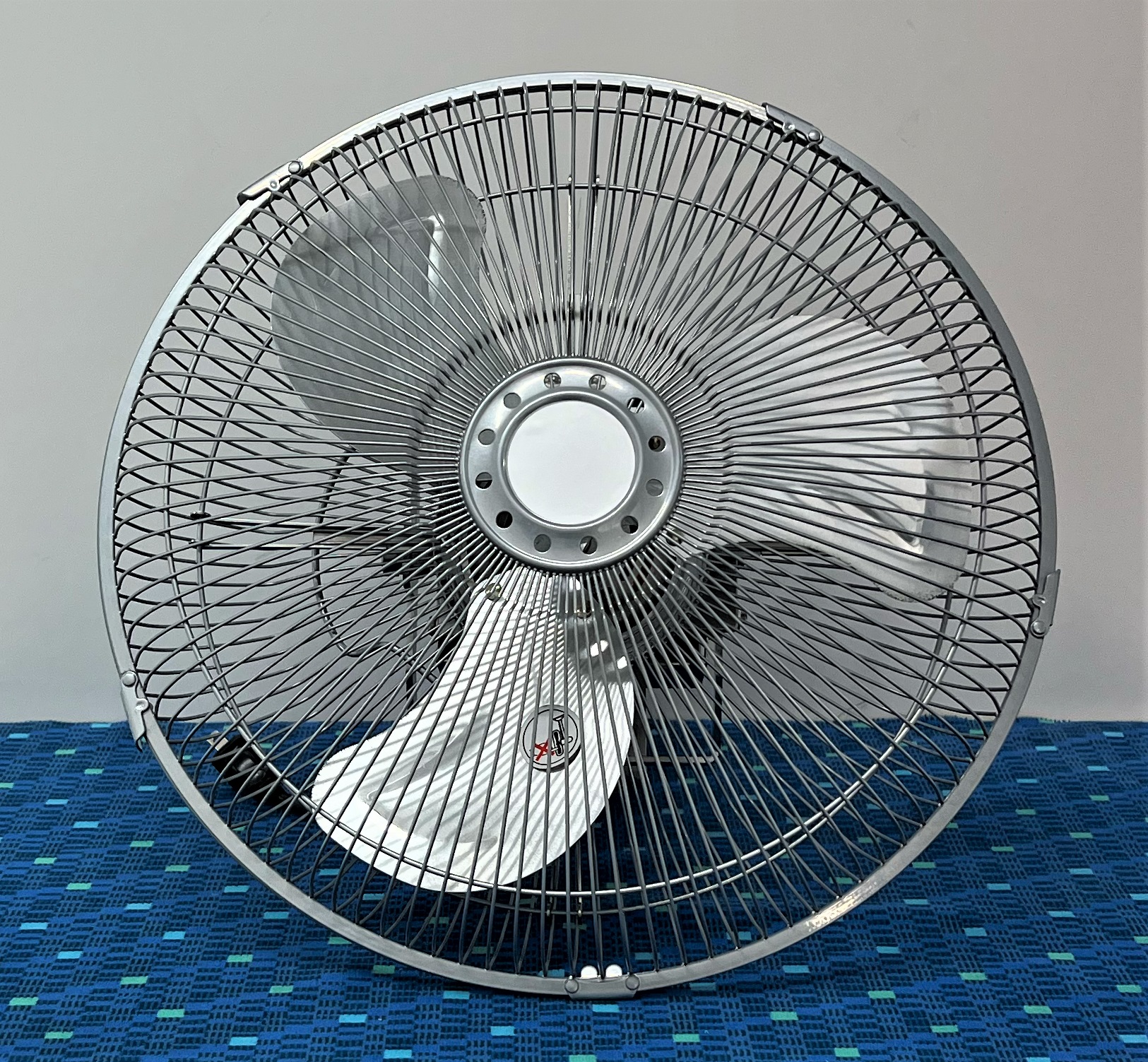 国鉄型扇風機(運転台用) 国鉄型扇風機(運転台用)